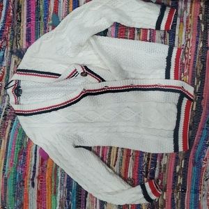 Sweater cream black an red